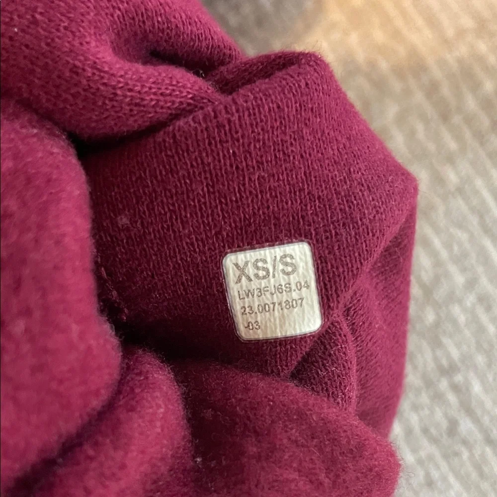 lululemon athletica Burgundy Sweater - Picture 3 of 6